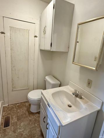 921 Lincoln Avenue Bedford IN 47421