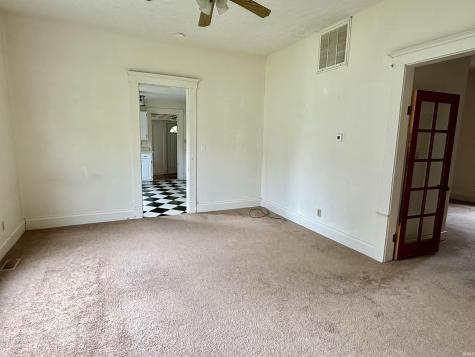 921 Lincoln Avenue Bedford IN 47421