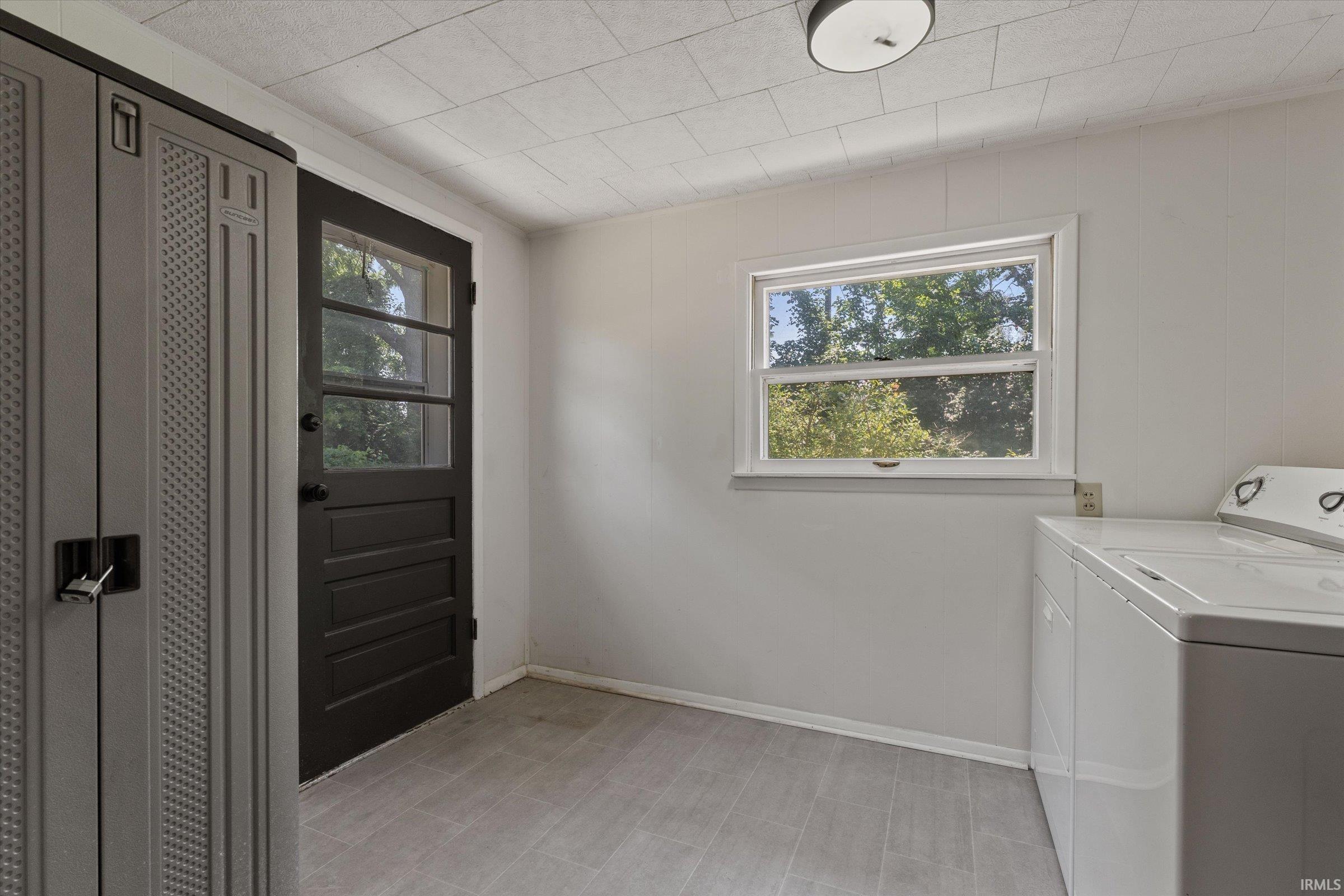 62480 Orange Road South Bend IN 46617