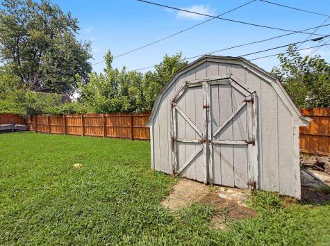 7608 Adams Avenue Evansville IN 47715