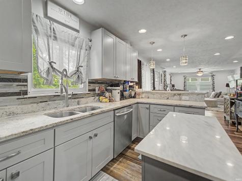 7608 Adams Avenue Evansville IN 47715
