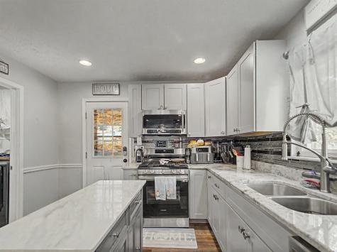 7608 Adams Avenue Evansville IN 47715
