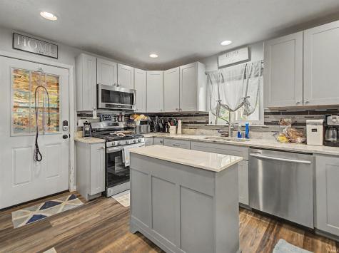 7608 Adams Avenue Evansville IN 47715
