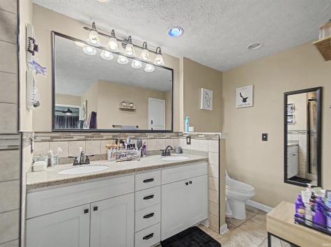 7608 Adams Avenue Evansville IN 47715