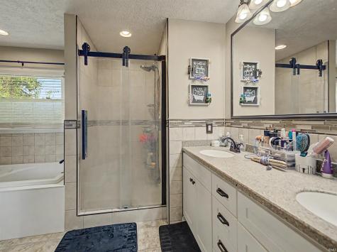 7608 Adams Avenue Evansville IN 47715