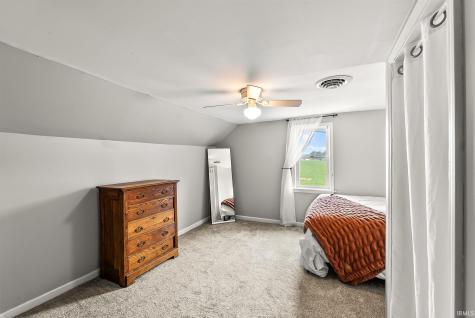 4825 S 700 W Mentone IN 46539