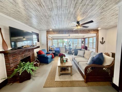 840 Lane 120 Hamilton IN 46742