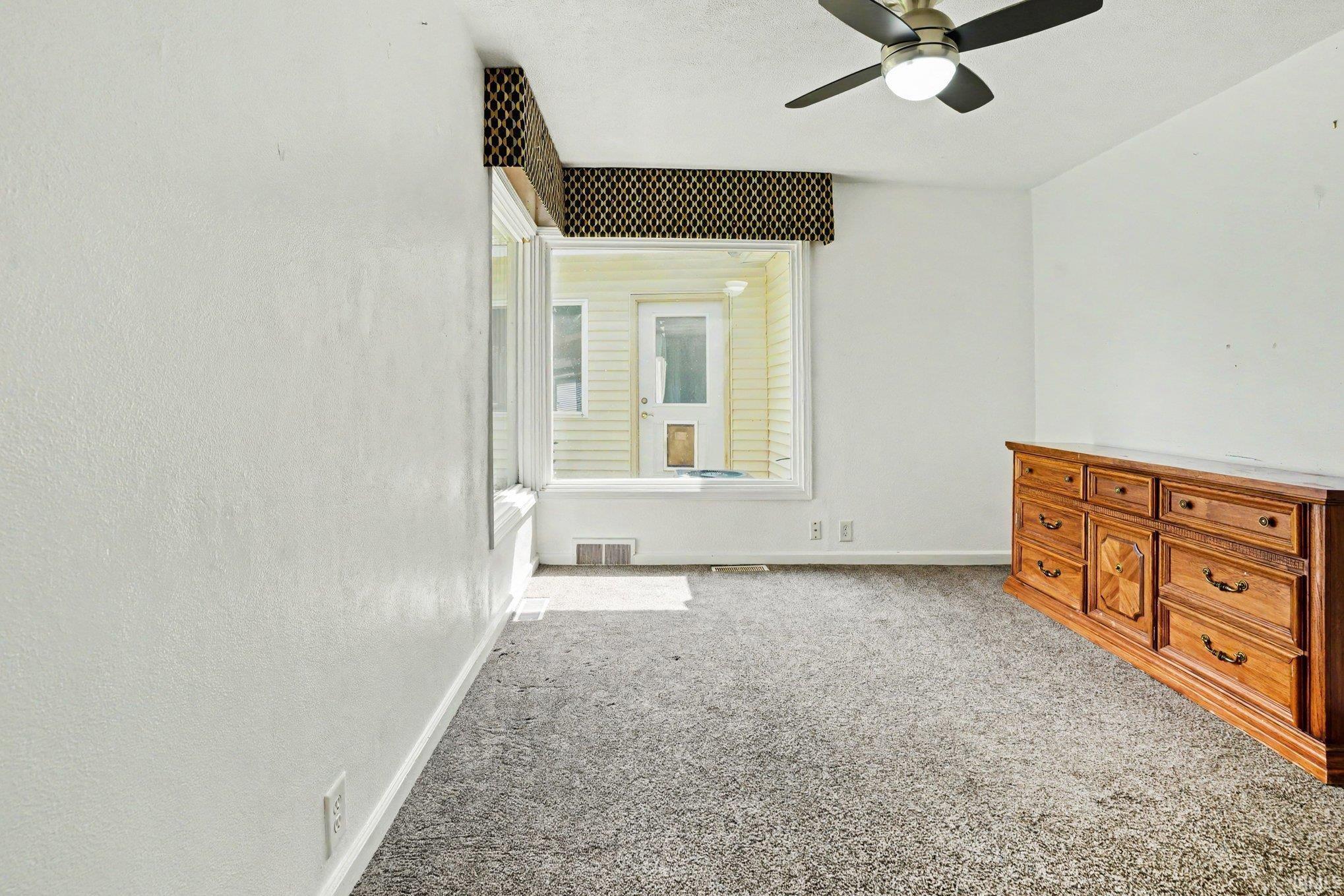 2030 Greenleaf Boulevard Elkhart IN 46514