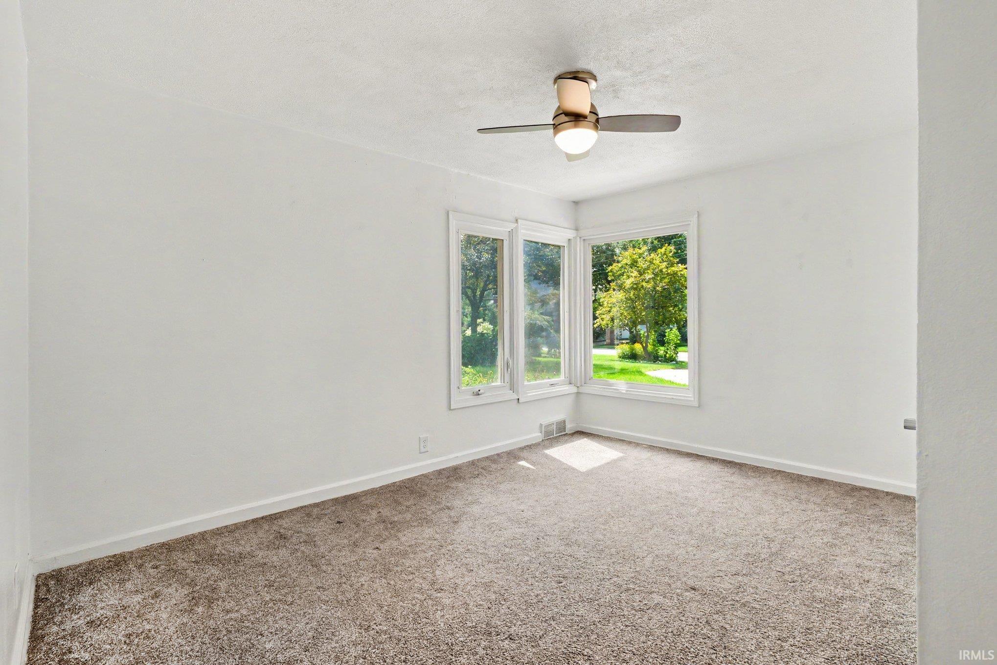 2030 Greenleaf Boulevard Elkhart IN 46514