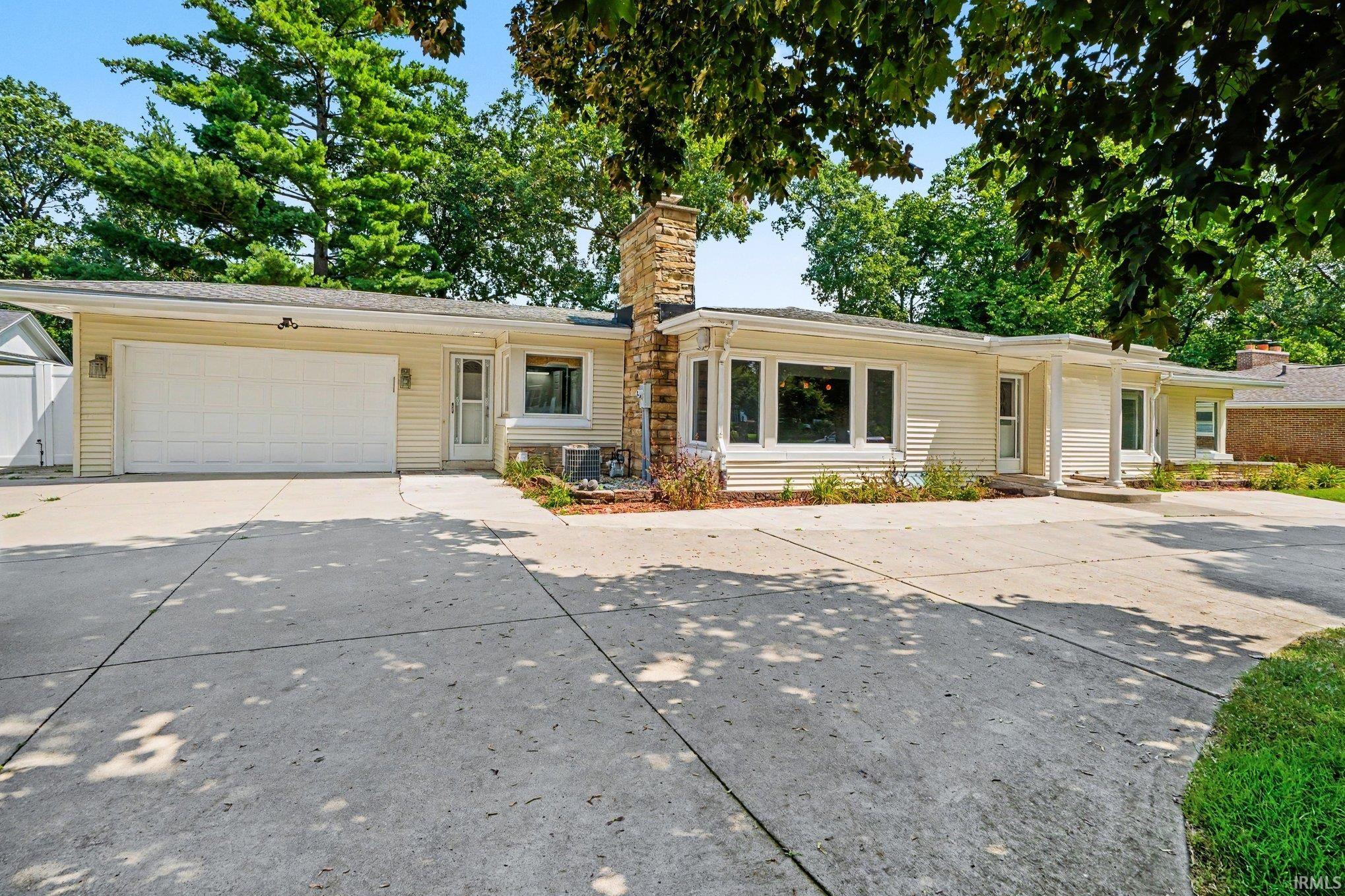2030 Greenleaf Boulevard Elkhart IN 46514