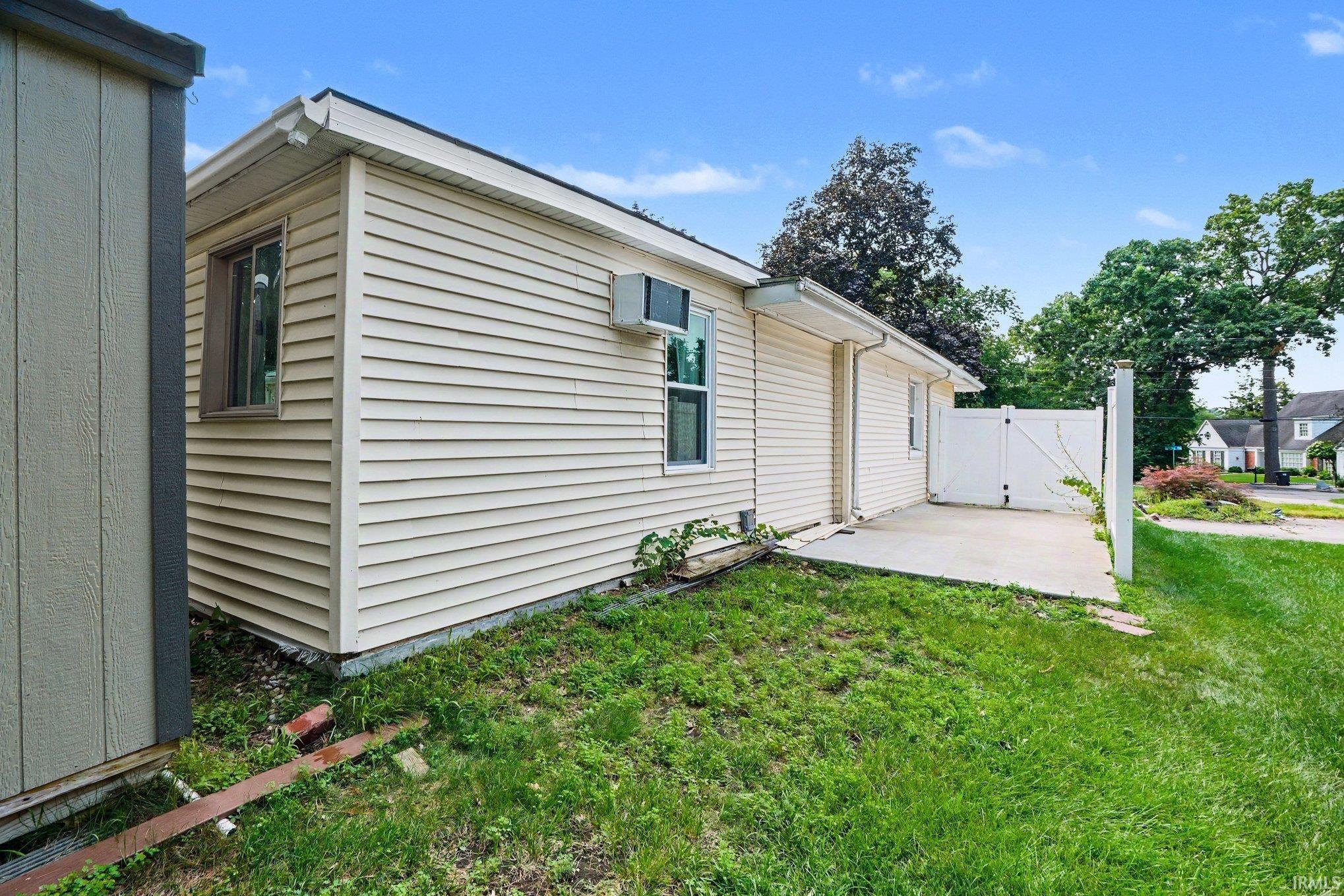 2030 Greenleaf Boulevard Elkhart IN 46514