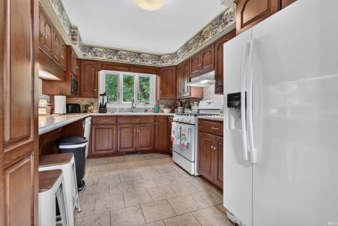 5239 E Colonial Oaks Drive Monticello IN 47960