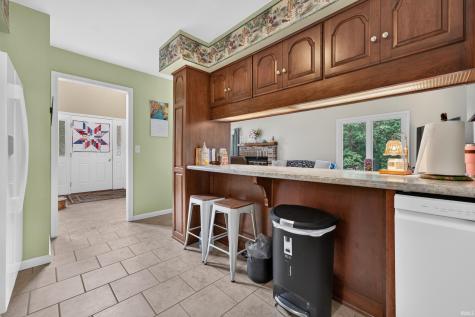 5239 E Colonial Oaks Drive Monticello IN 47960