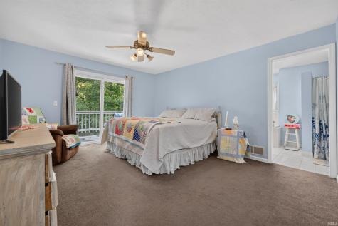 5239 E Colonial Oaks Drive Monticello IN 47960