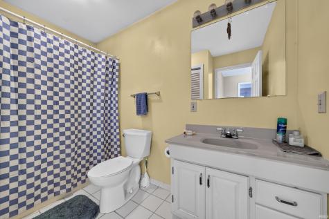 5239 E Colonial Oaks Drive Monticello IN 47960