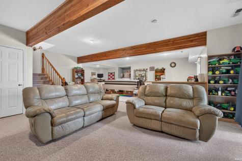 5239 E Colonial Oaks Drive Monticello IN 47960