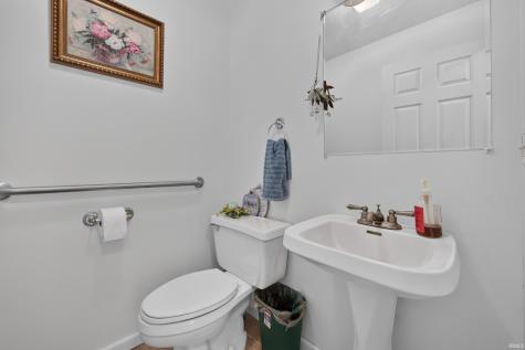 5239 E Colonial Oaks Drive Monticello IN 47960