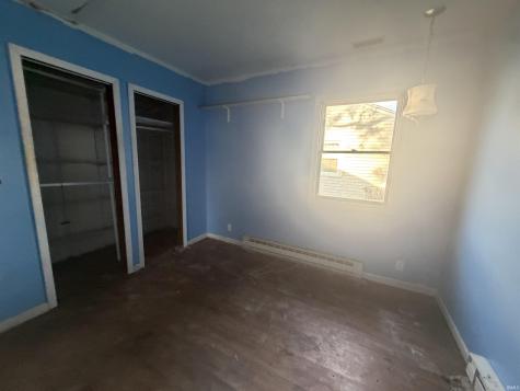 702 W Grant Street Hartford City IN 47348