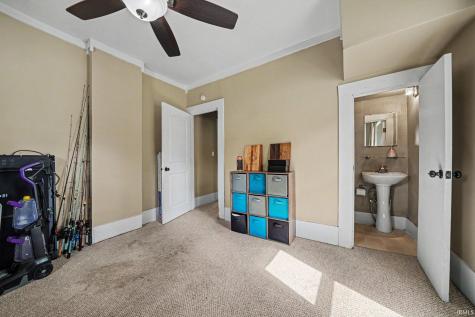 1031 N Huntington Street Syracuse IN 46567