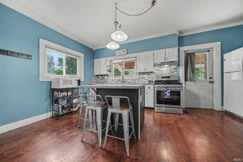 1031 N Huntington Street Syracuse IN 46567