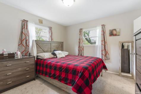 4301 Lynwood Court Fort Wayne IN 46815