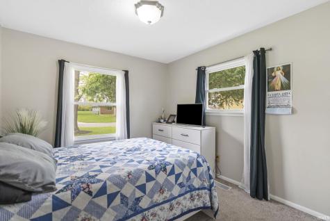 4301 Lynwood Court Fort Wayne IN 46815