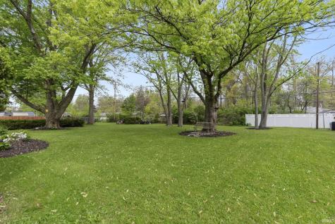 4301 Lynwood Court Fort Wayne IN 46815