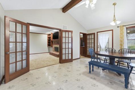 12127 Mahogany Drive Fort Wayne IN 46814