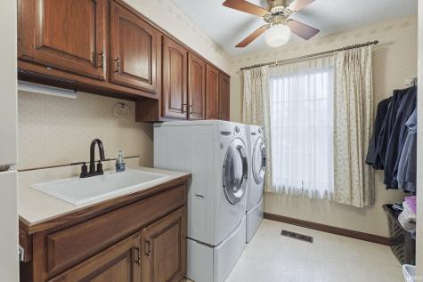 12127 Mahogany Drive Fort Wayne IN 46814