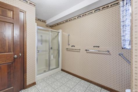 12127 Mahogany Drive Fort Wayne IN 46814