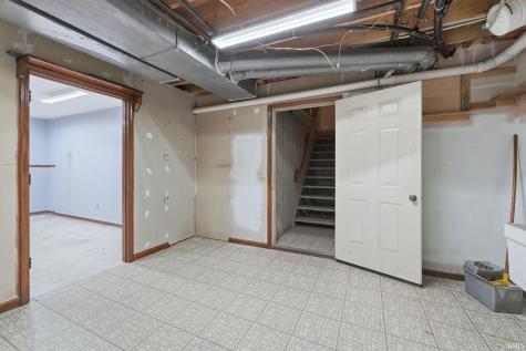12127 Mahogany Drive Fort Wayne IN 46814