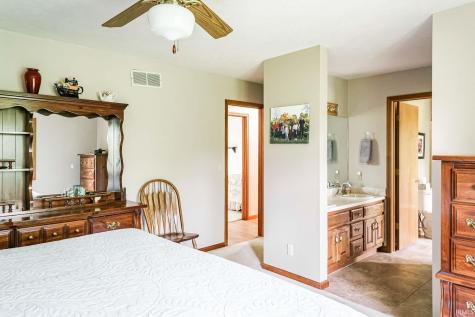 23741 River Drive Goshen IN 46528