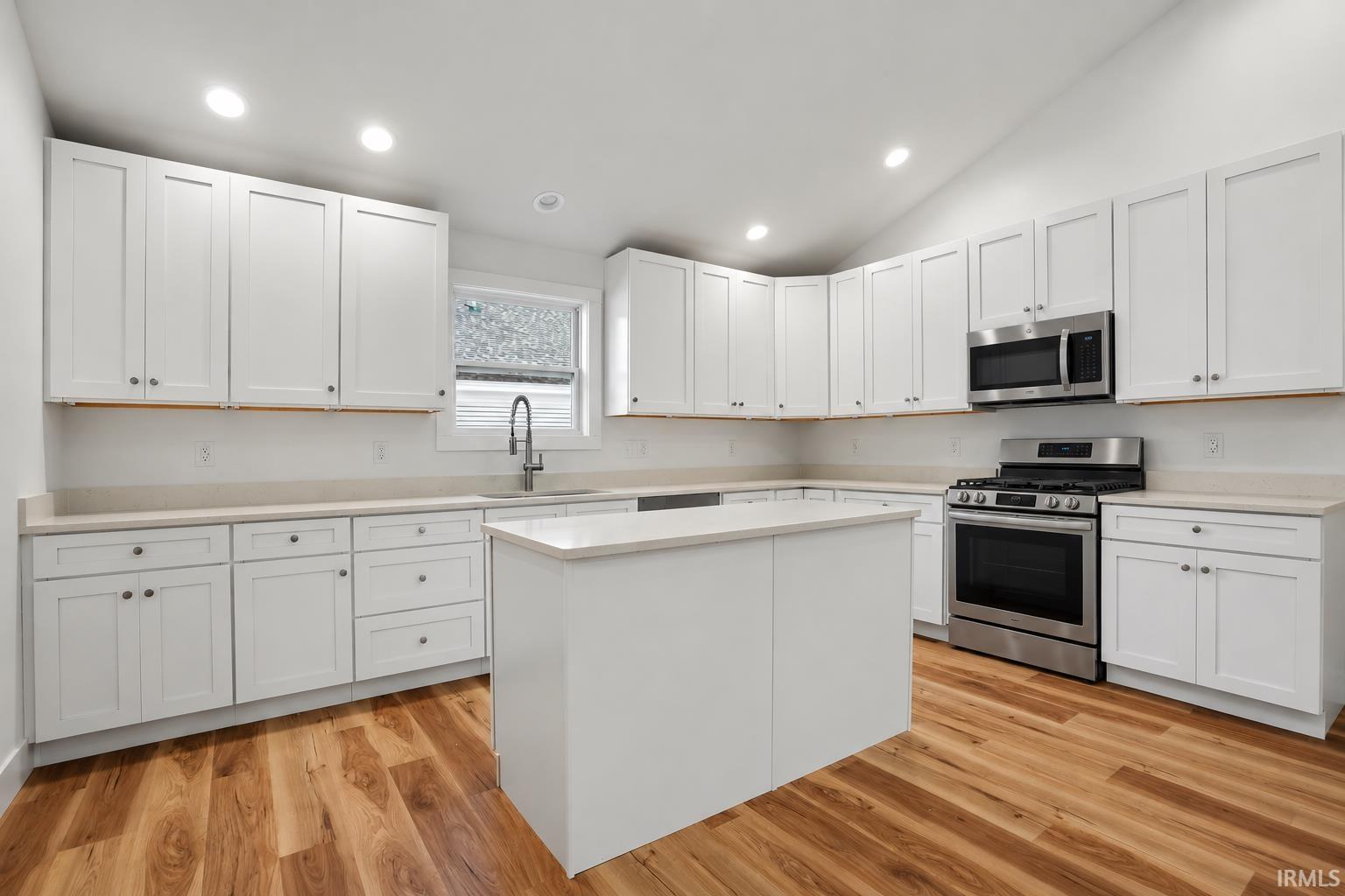 1513 E Borley Avenue Mishawaka IN 46545