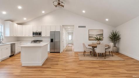 1513 E Borley Avenue Mishawaka IN 46545