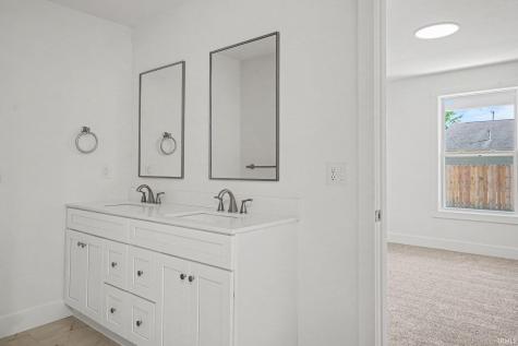 1513 E Borley Avenue Mishawaka IN 46545