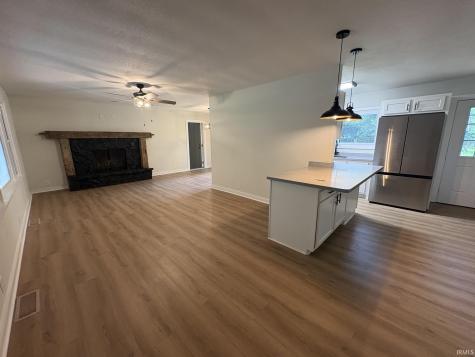 11101 E Hills And Dales Drive Selma IN 47383