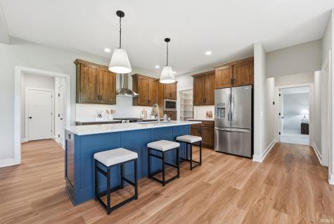 10071 Gala Cove Fort Wayne IN 46835