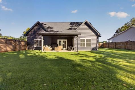 602 E Barton Woods Lane Ellettsville IN 47429