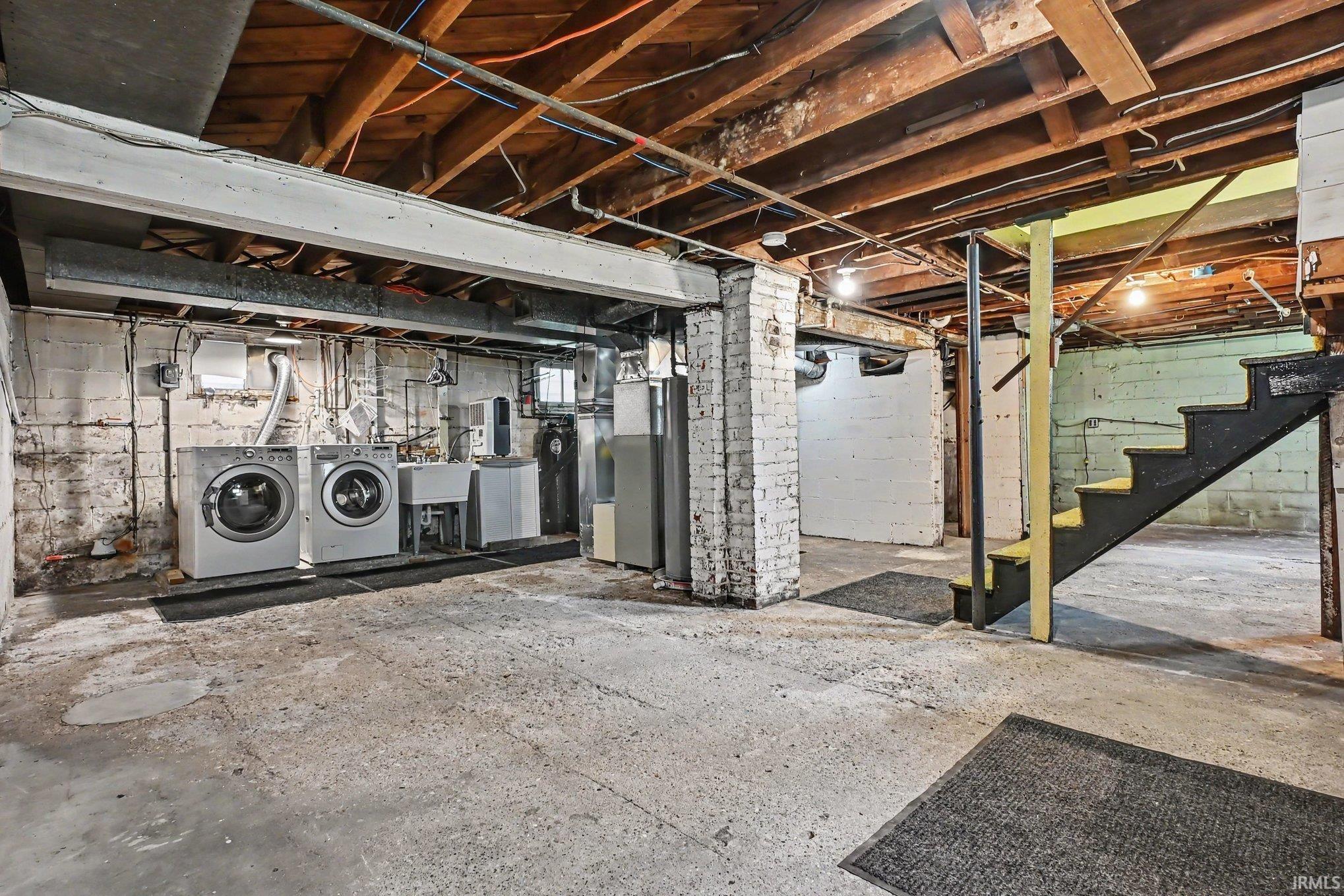 806 S 7th Street Goshen IN 46526