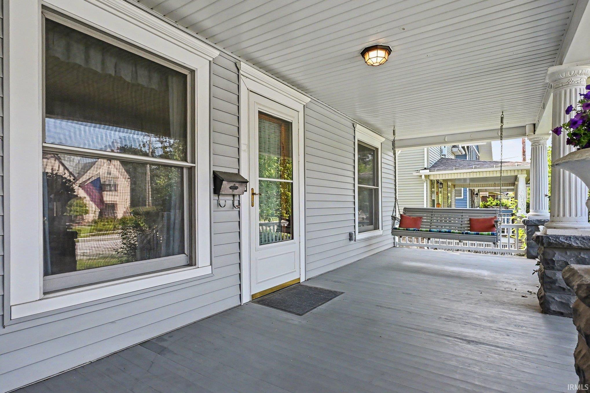806 S 7th Street Goshen IN 46526