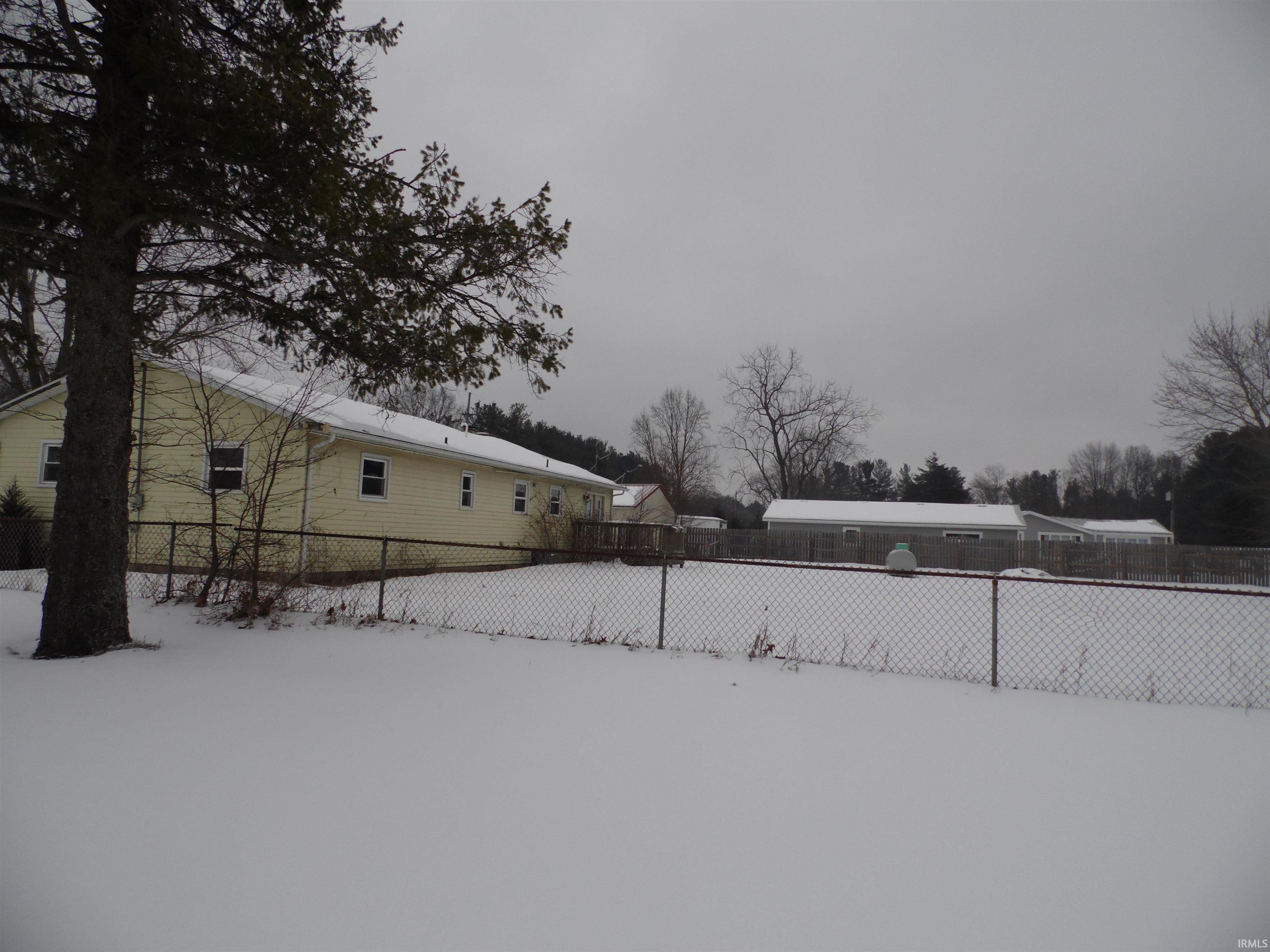 10495 E State Road 8 Road Knox IN 46534