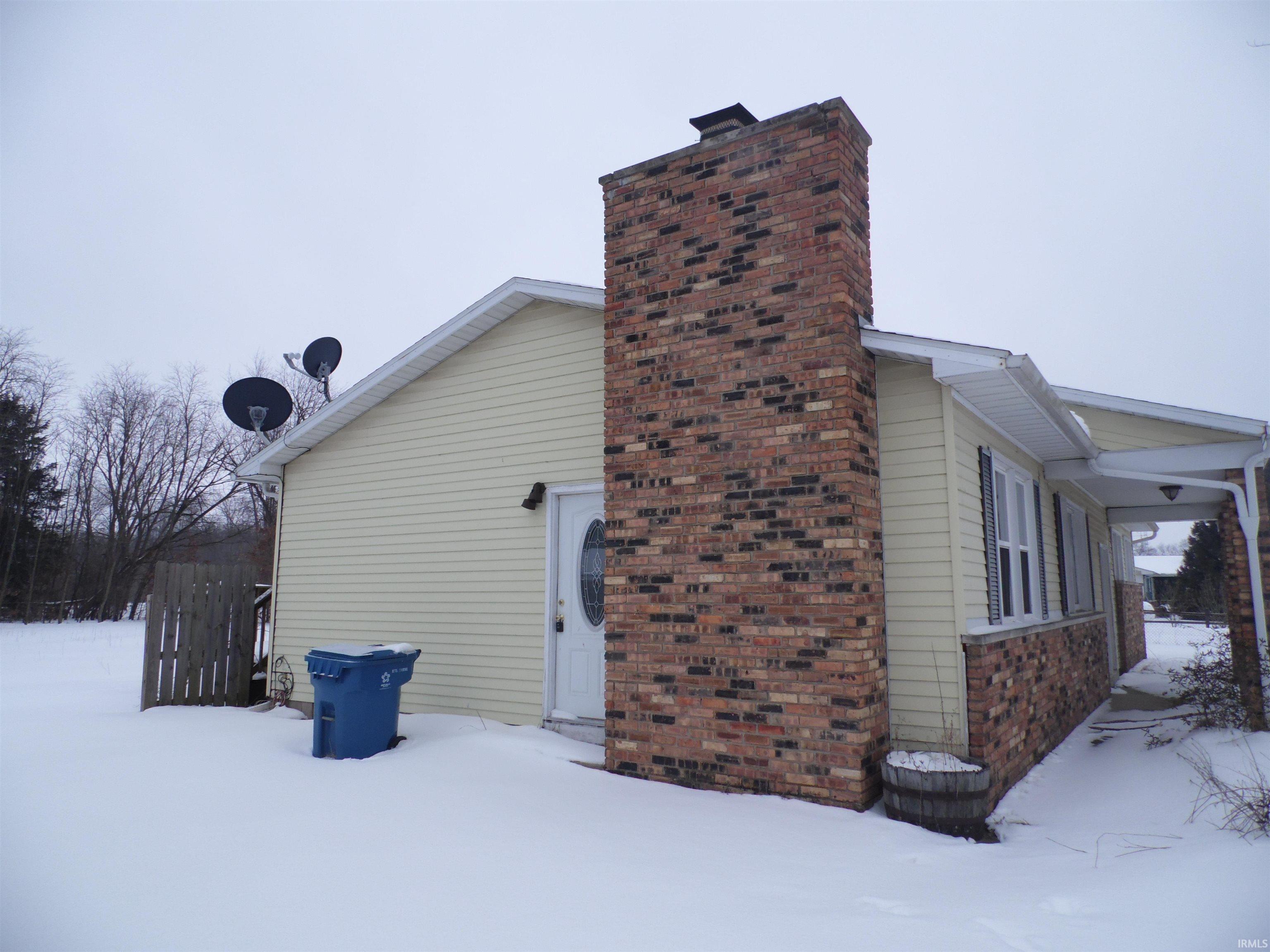 10495 E State Road 8 Road Knox IN 46534