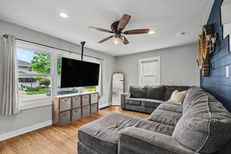 211 Marine Avenue Elkhart IN 46516