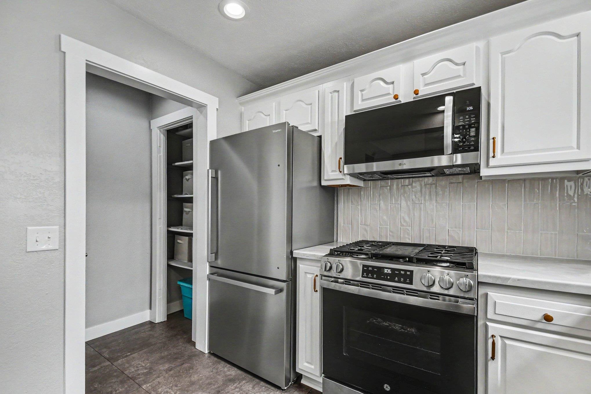 211 Marine Avenue Elkhart IN 46516