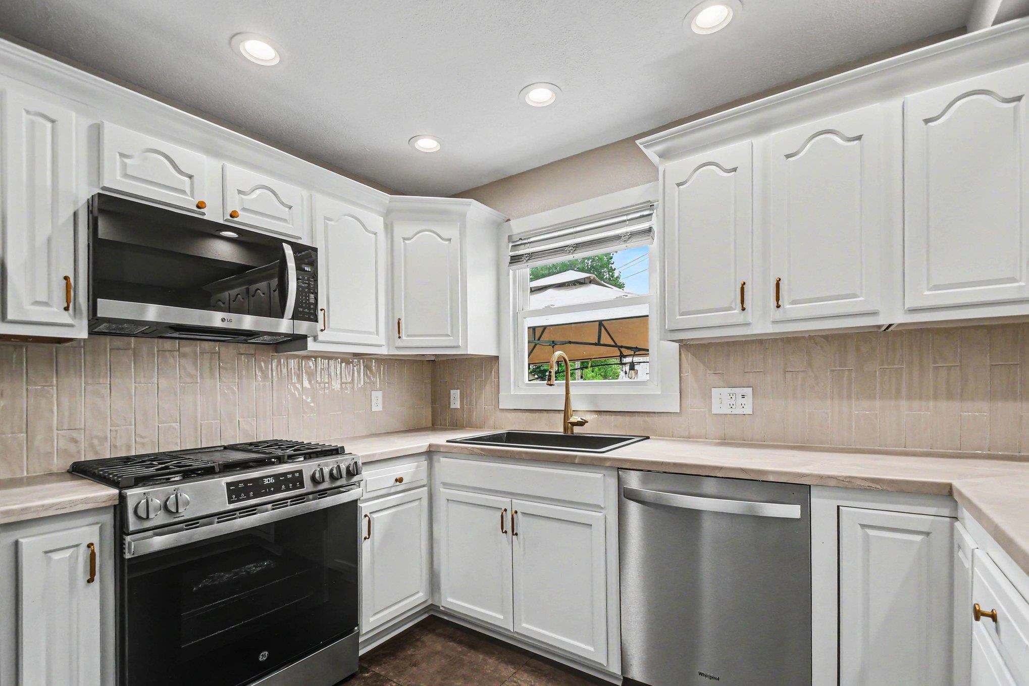 211 Marine Avenue Elkhart IN 46516