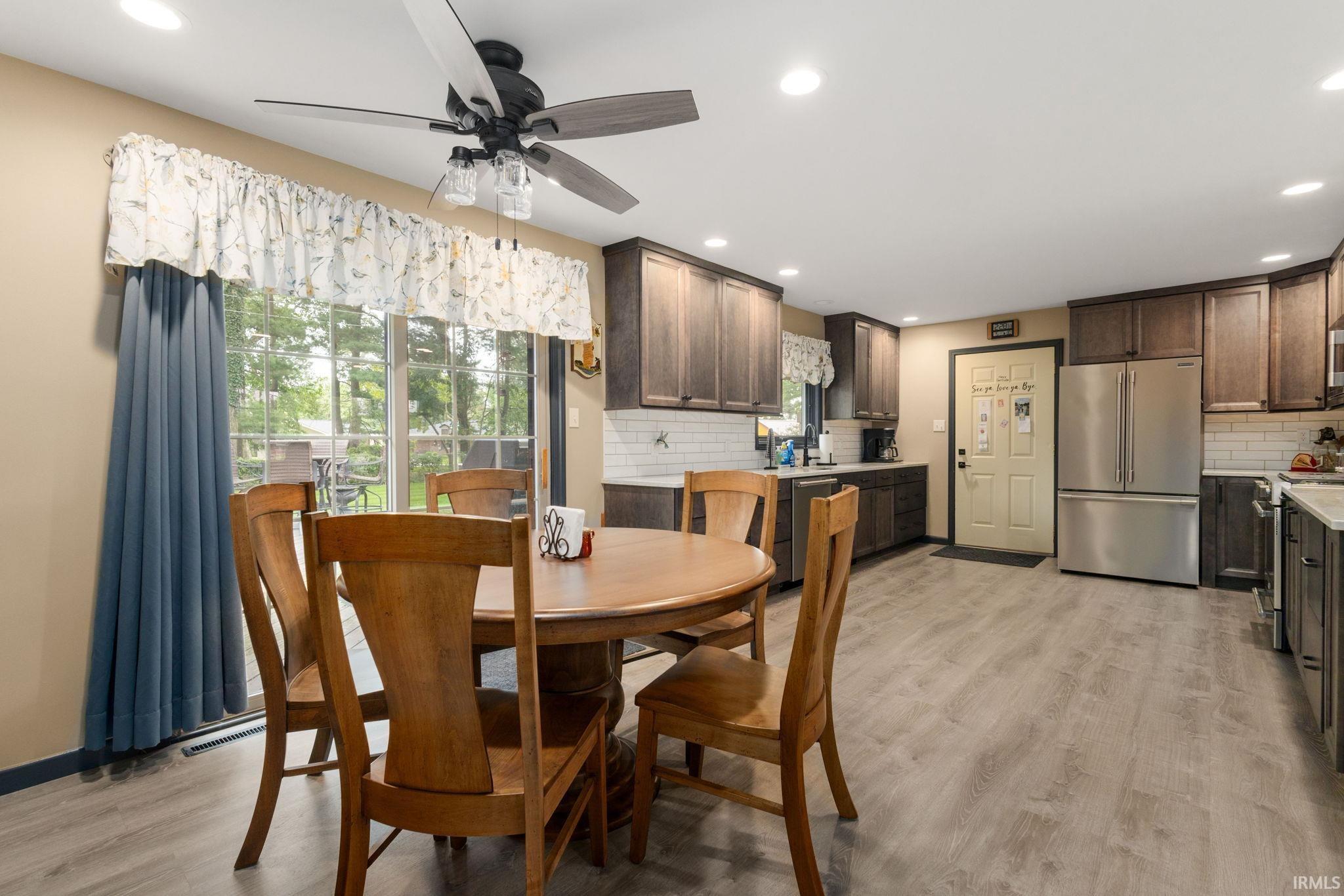 55844 Oak Lane Elkhart IN 46514