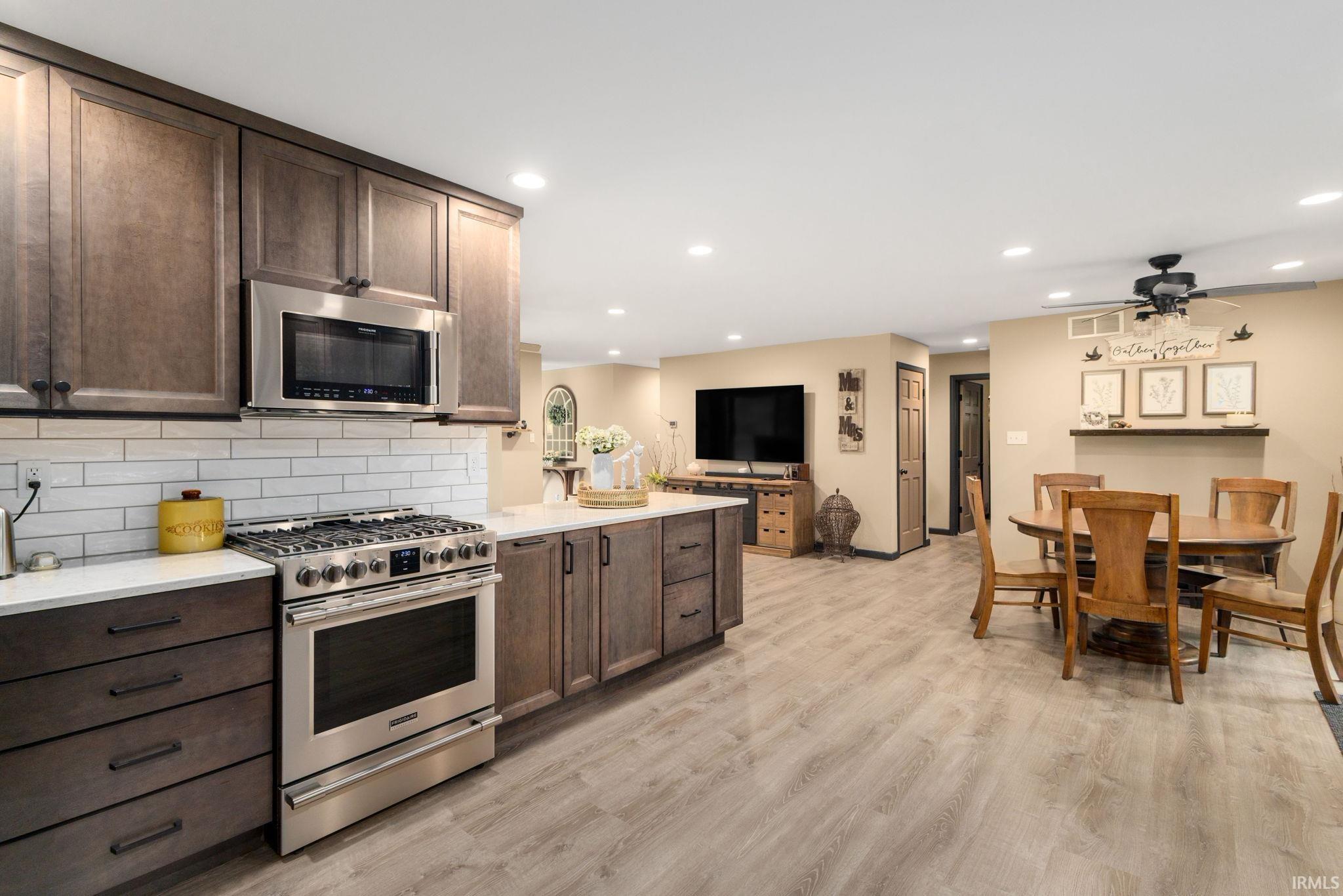 55844 Oak Lane Elkhart IN 46514