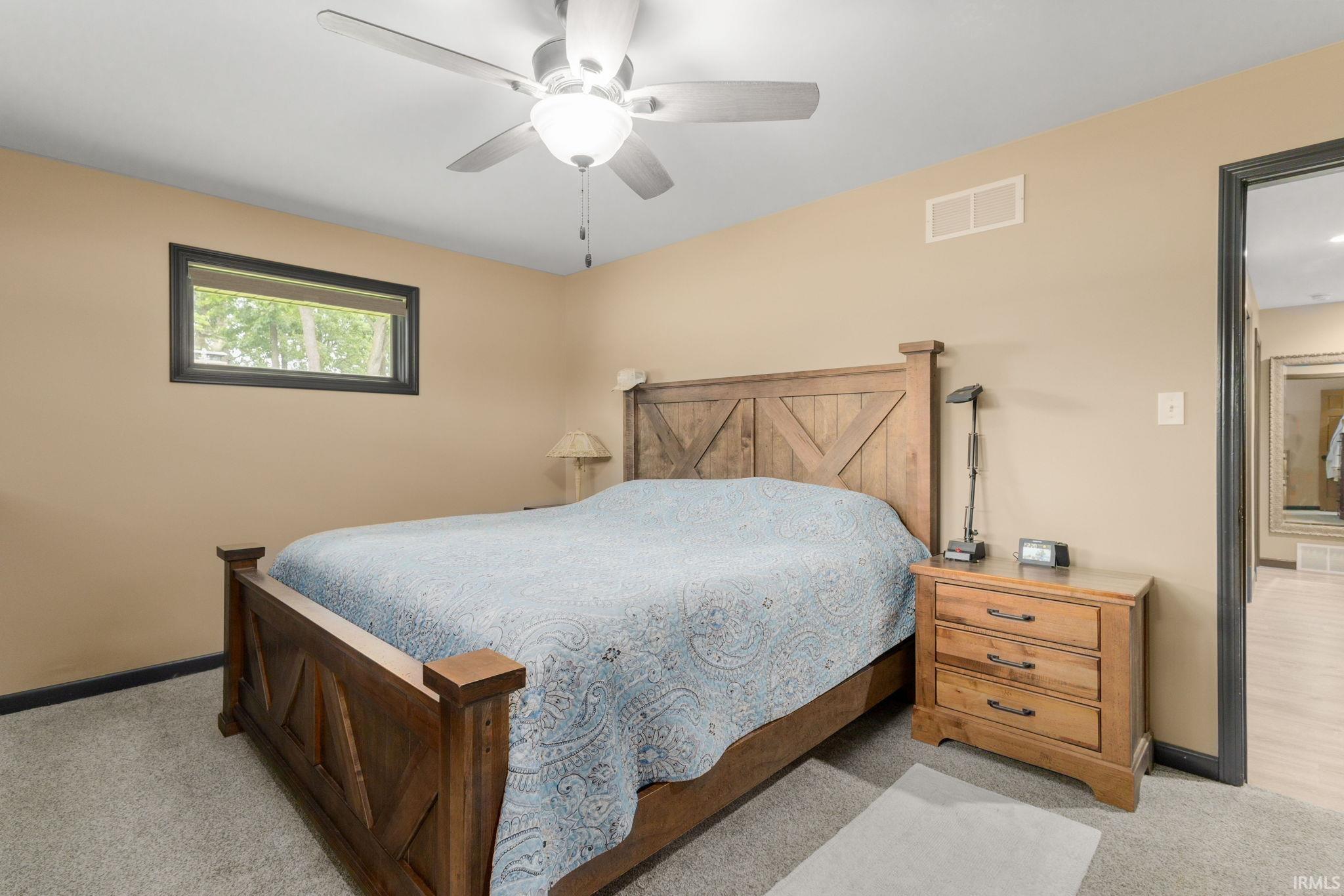 55844 Oak Lane Elkhart IN 46514