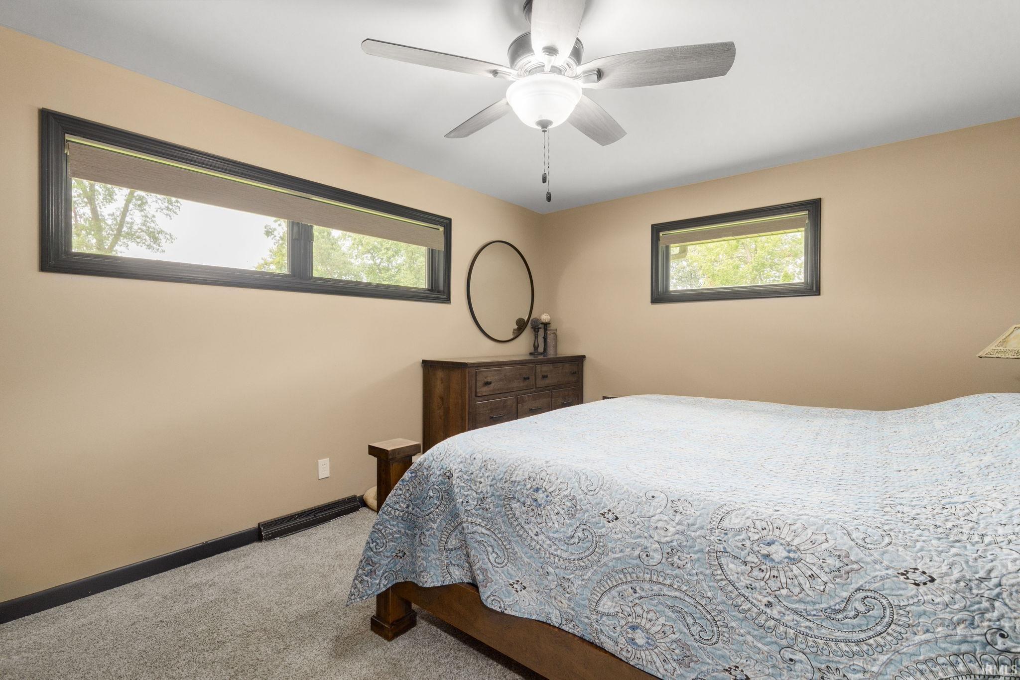 55844 Oak Lane Elkhart IN 46514