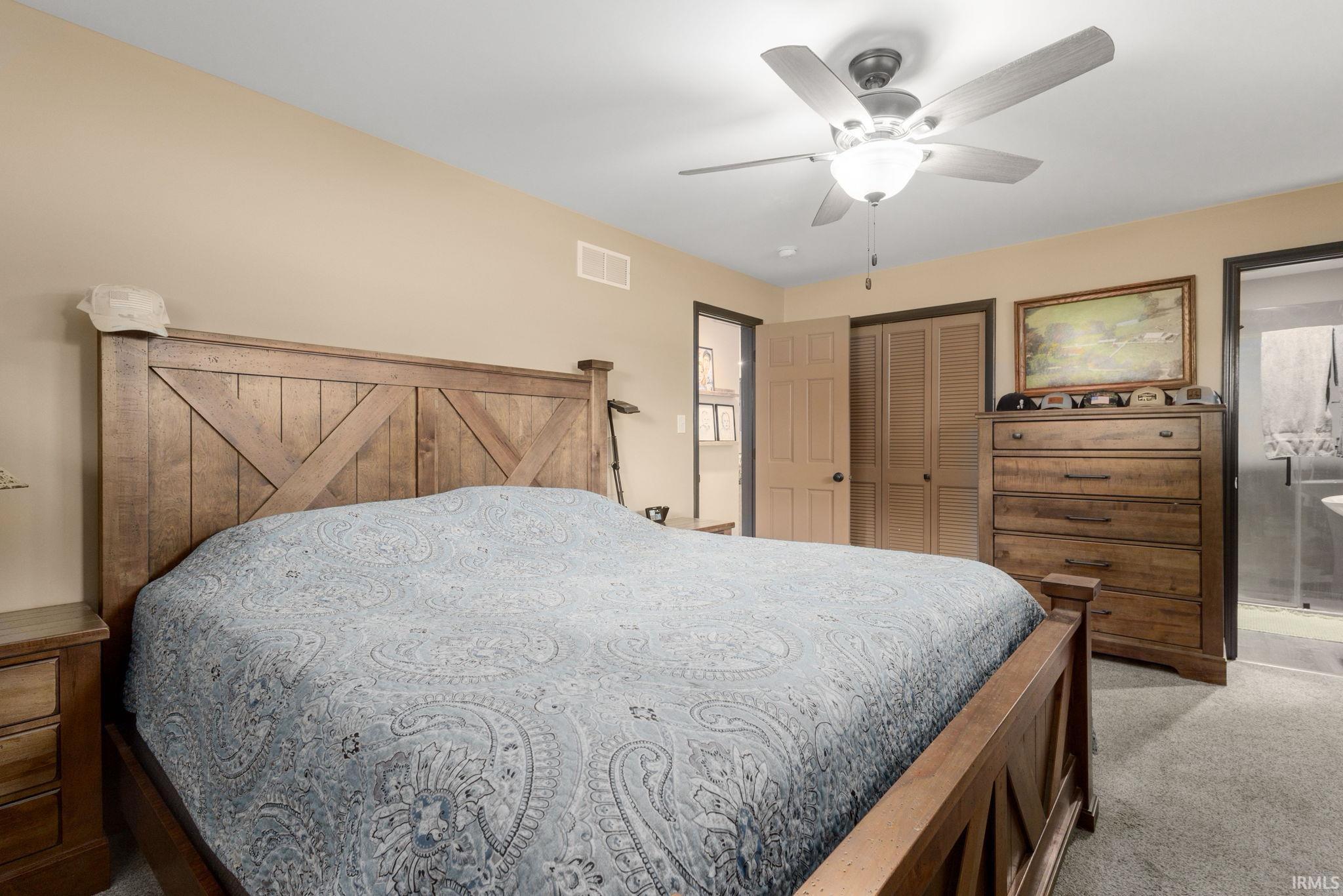 55844 Oak Lane Elkhart IN 46514